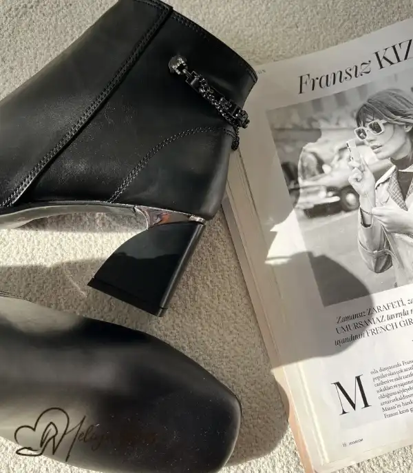 بوت پاشنه بلند زنانه کد 7041