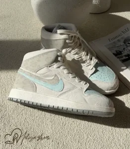 کتونی ساقدار نایکی دخترانه کد 7042